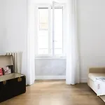 App Leoncino Design Apartment in Rome